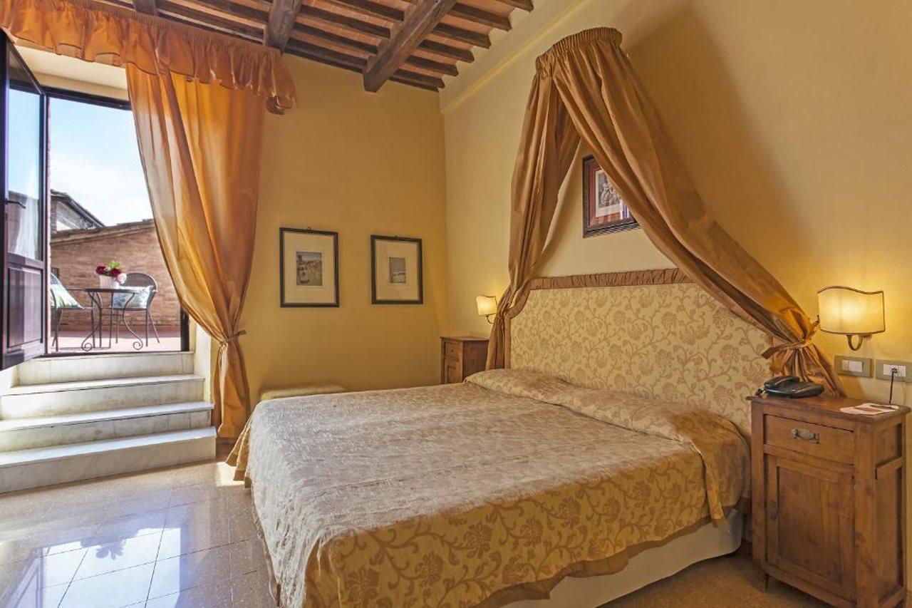 Il Chiostro Del Carmine Hotel Siena Ngoại thất bức ảnh