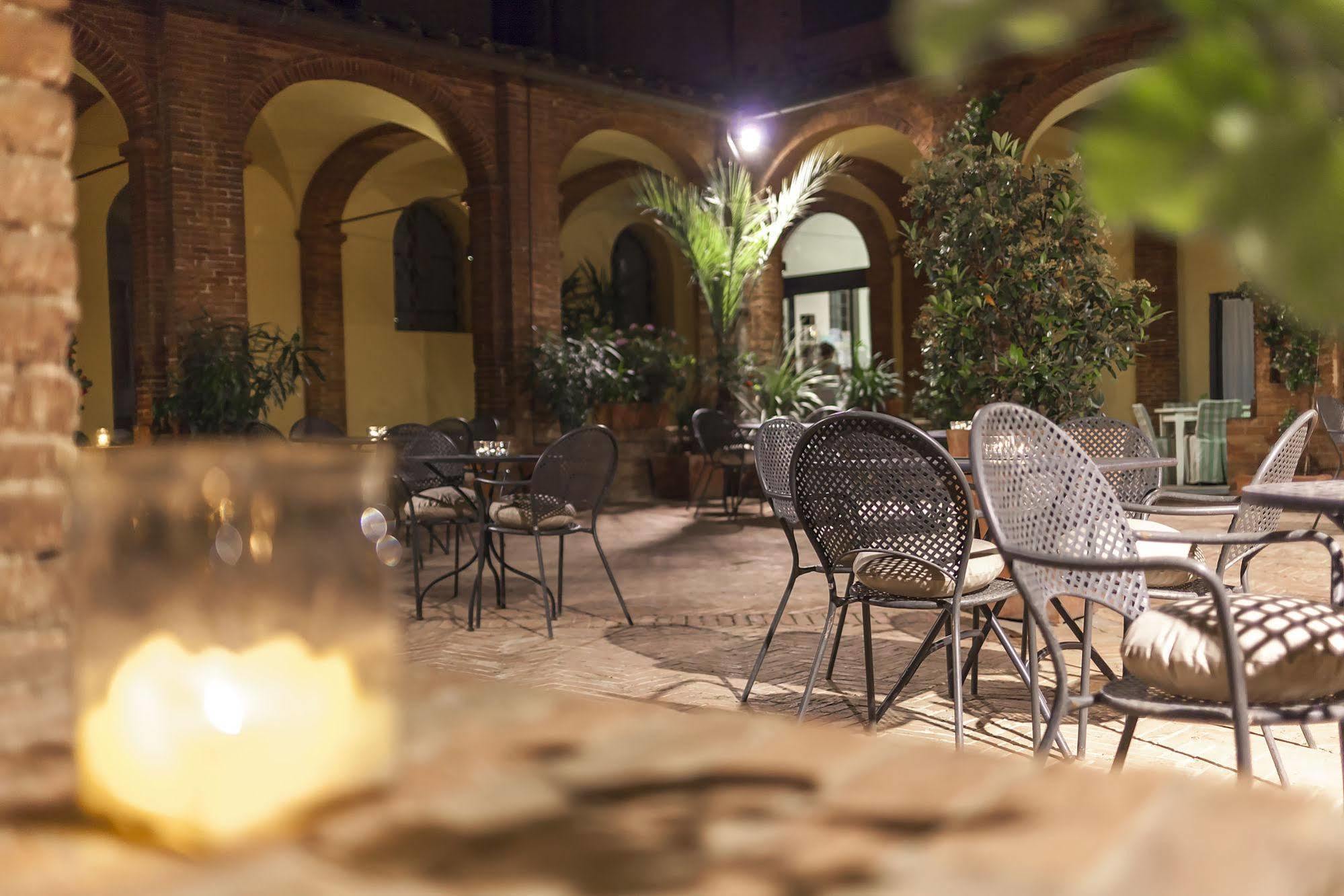 Il Chiostro Del Carmine Hotel Siena Ngoại thất bức ảnh