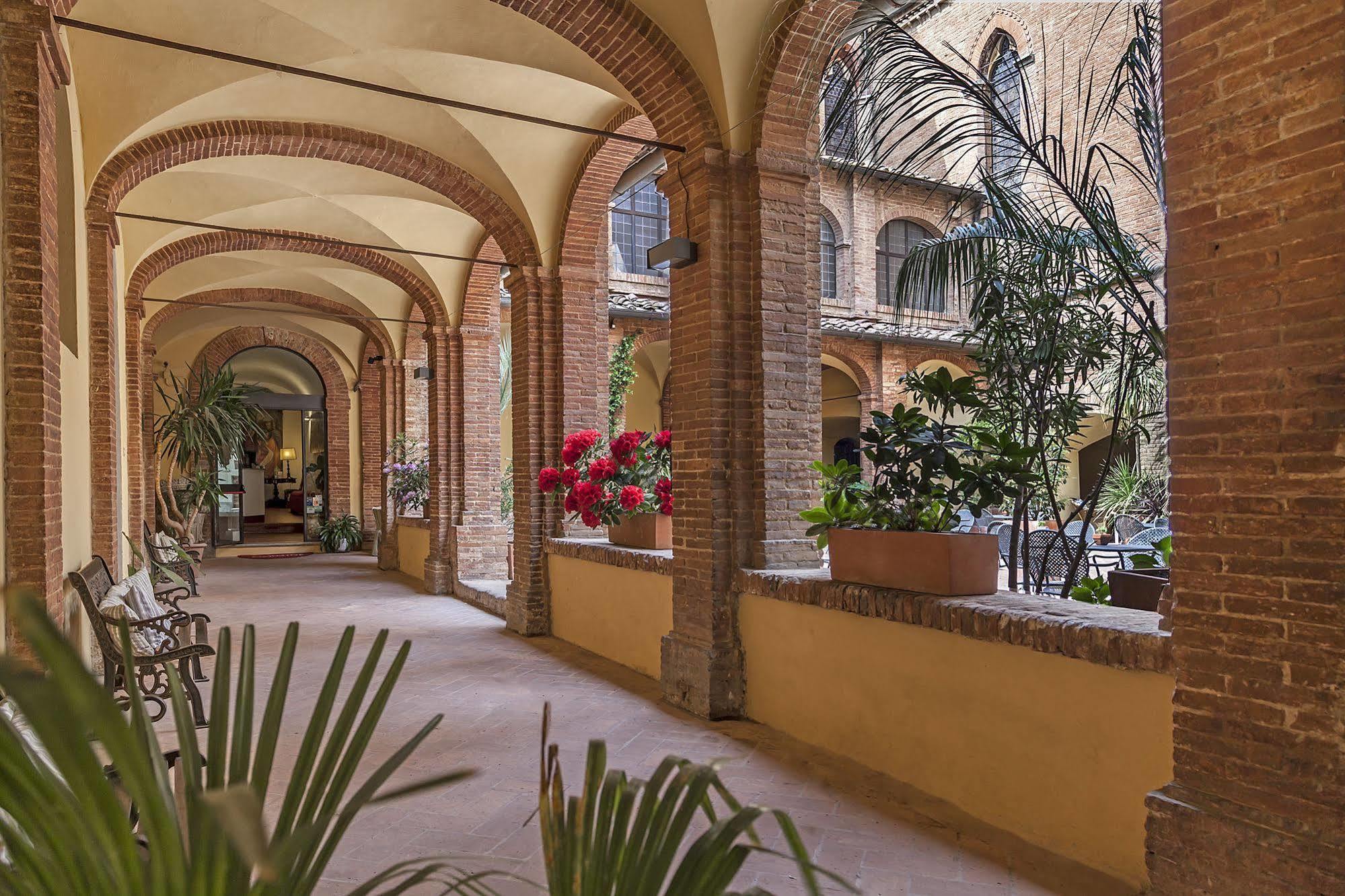 Il Chiostro Del Carmine Hotel Siena Ngoại thất bức ảnh