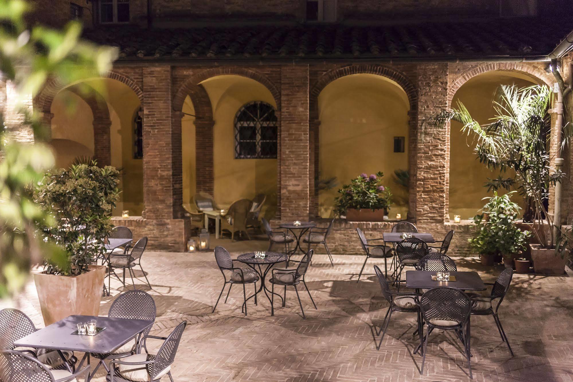 Il Chiostro Del Carmine Hotel Siena Ngoại thất bức ảnh